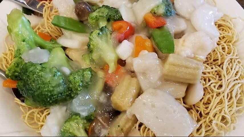 Seafood Pan Fried Crispy Noodle