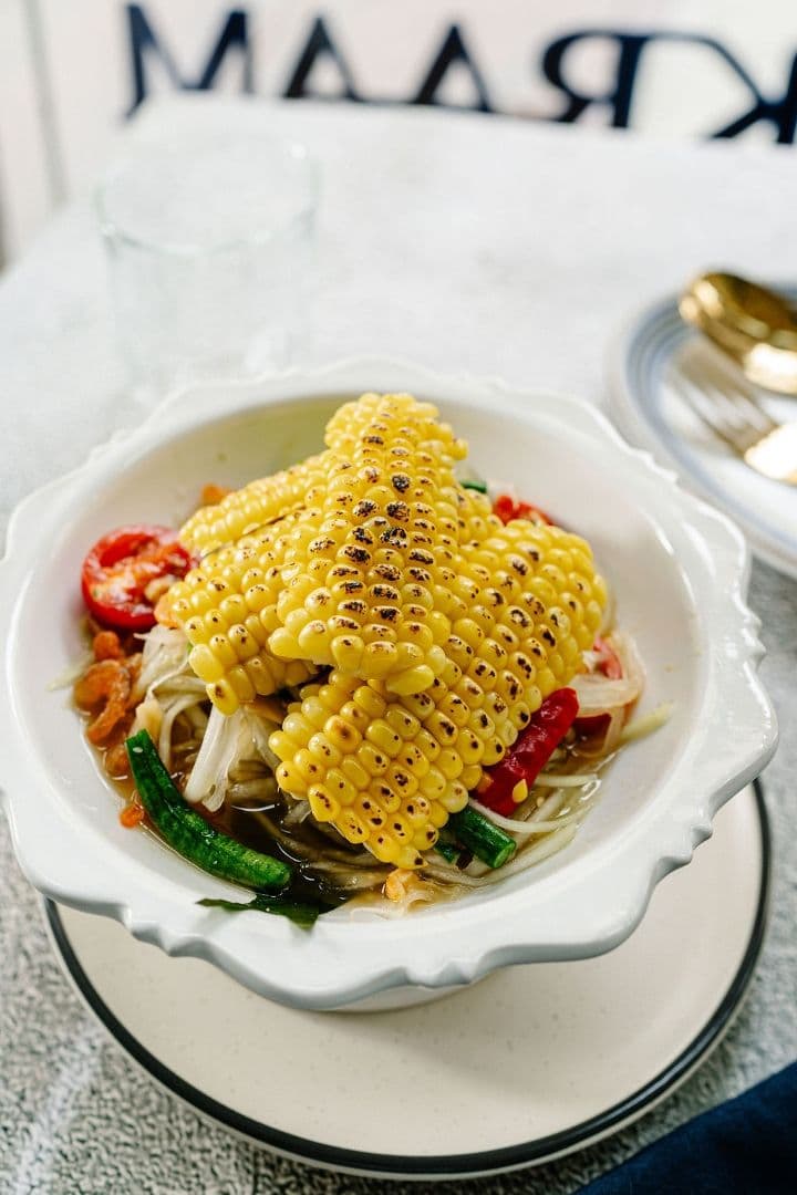 Grilled Sweet Corn Salad