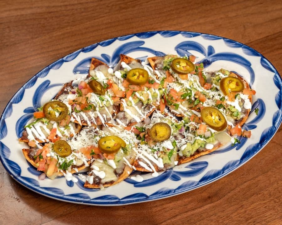 Rosa's Signature Nachos Chicken