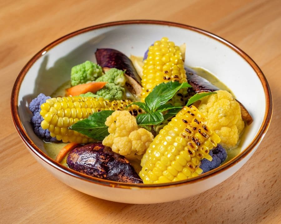 Tray Vegetarian Green Curry (V)