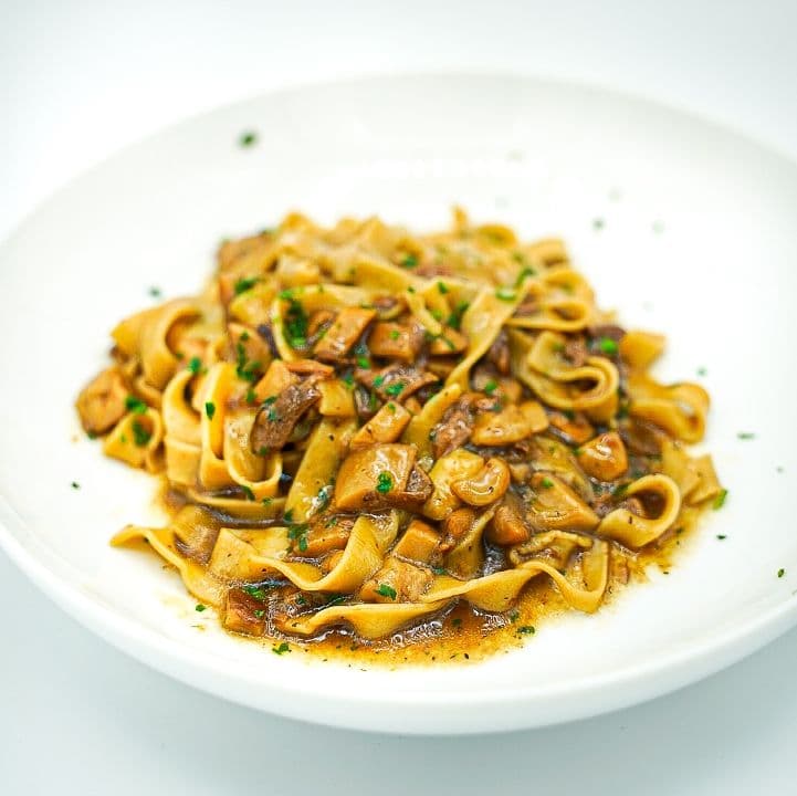 Fettuccine Funghi Porcini e olio tartufato