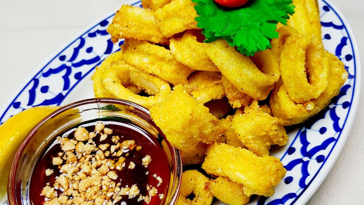 Pla Muk Tod (Fried Turmeric Coconut Calamari)