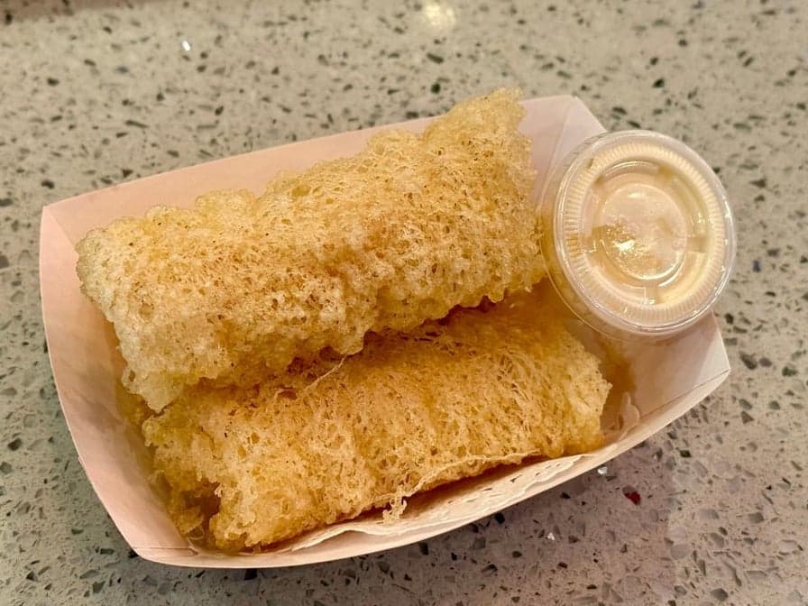 Fresh Crabmeat and Corn Spring Rolls 海皇卷