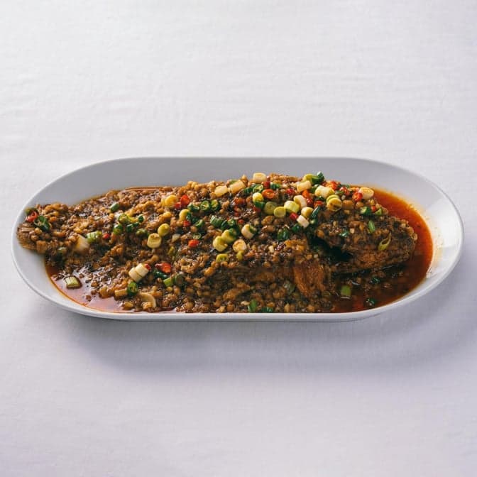 Braised Whole Fish with Pickled Chilis 米椒乾燒魚