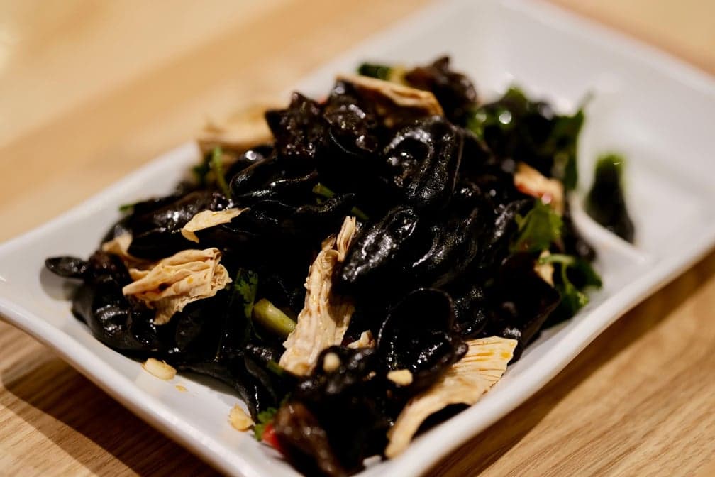 Dried Mushroom with Dry Tofu Skin 秘制木耳