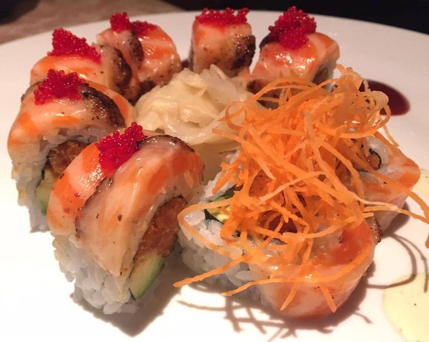 Hane's Spicy Salmon Roll