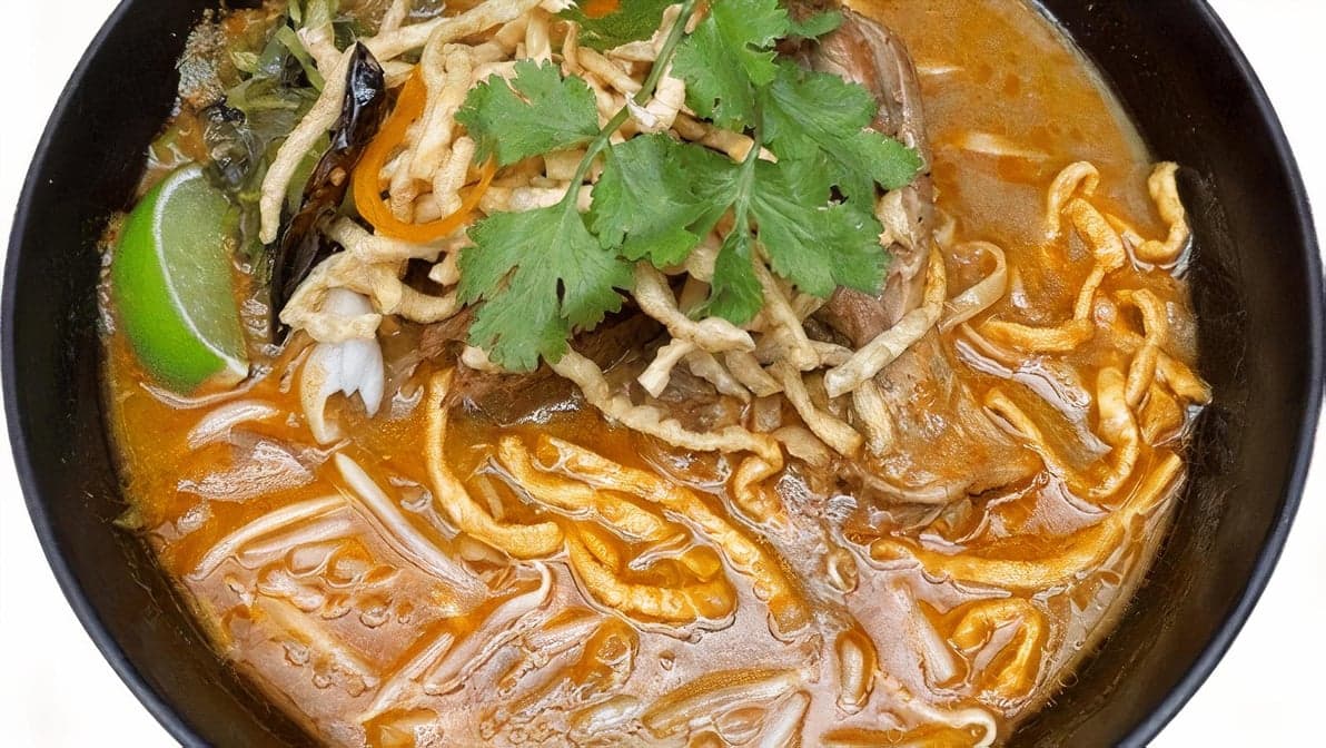 Khao Soy (Noodle Curry)
