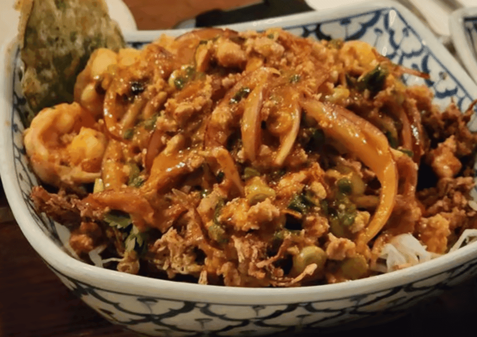 Yum Hua-Phee Tod (Crispy Banana Blossom Salad)