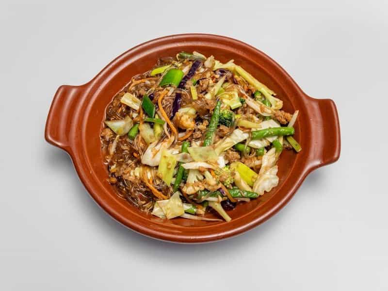 Chili Glass Noodles w. Vegan Beef 素牛肉炒辣椒粉條