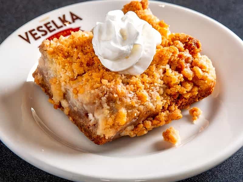 Apple Crumb Cake