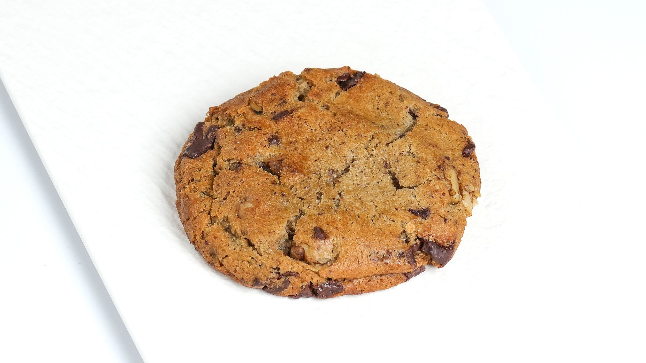 VEGAN WALNUT CHOCOLATE CHIP COOKIE