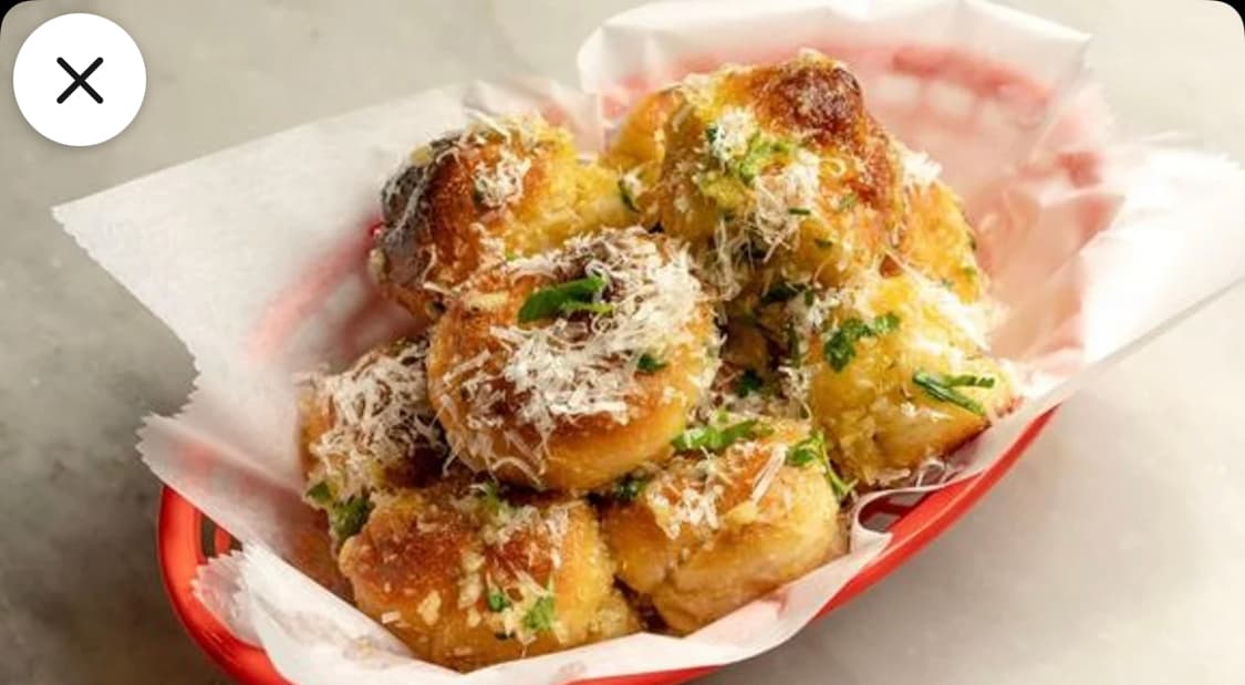 Garlic Squares (5pc)