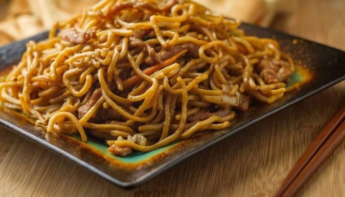 L / Pork Lo Mein
