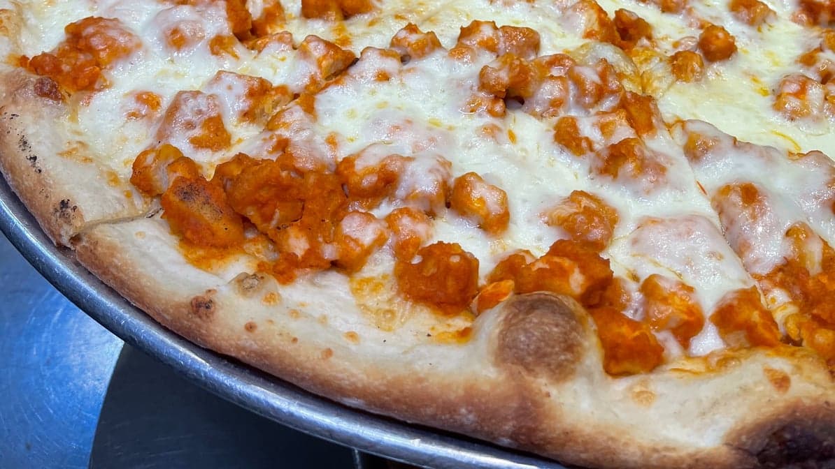 BBQ Chicken Pizza 18"