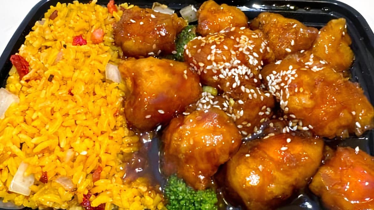 Sesame Chicken Combination Platter