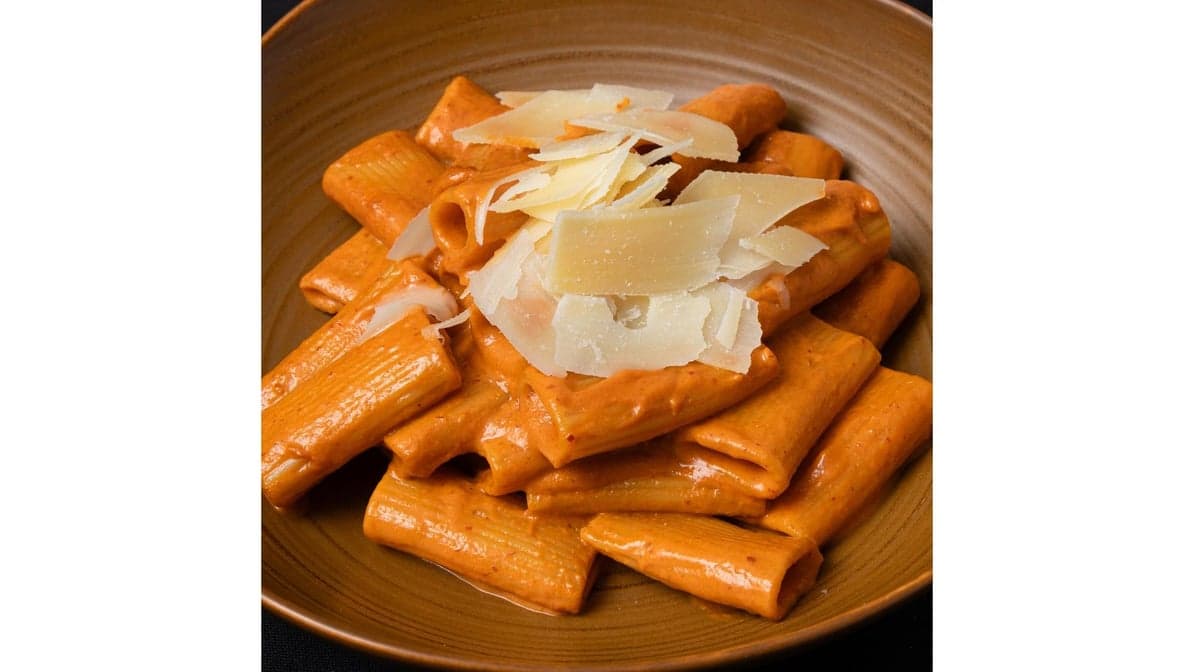 SPICY RIGATONI PASTA