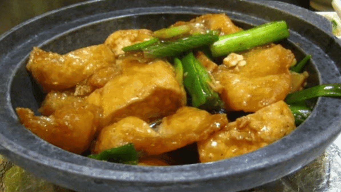 Crispy Fish Fillet W. Hot Chili Aromatic Pepper & Black Bean