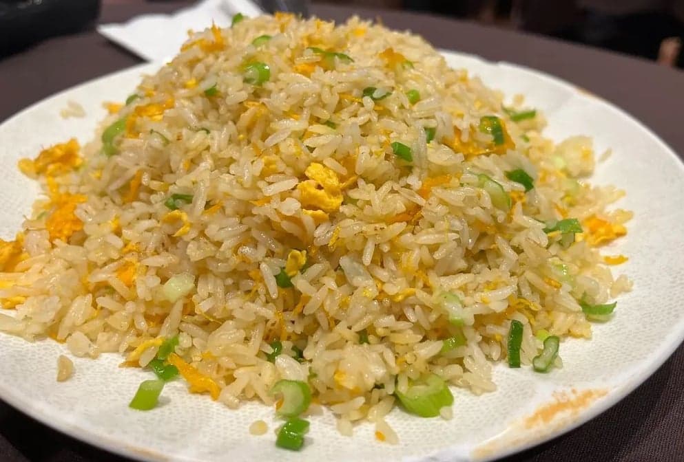 Shanghai Fried Rice W. Egg & Scallion