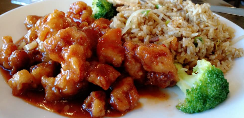 General Tso's Chicken Lunch Special
