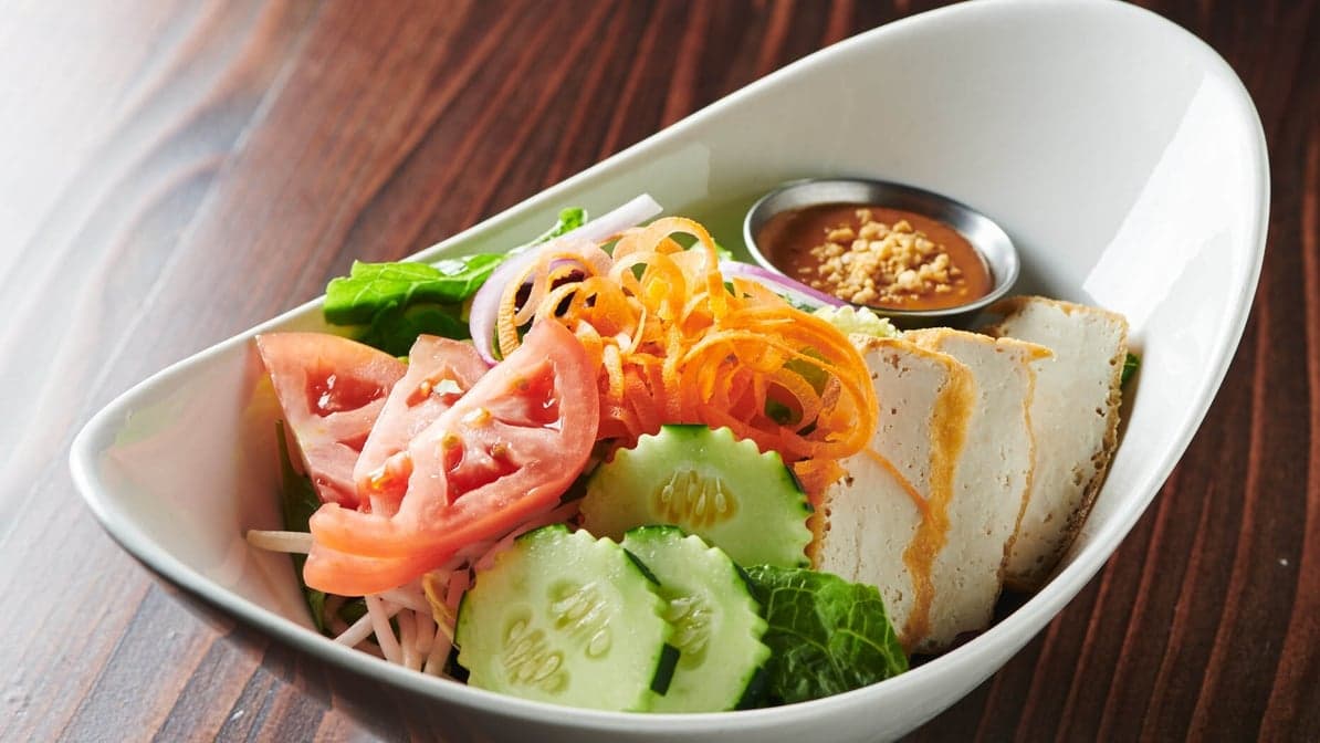 Thai Green Salad with Peanut Dressing