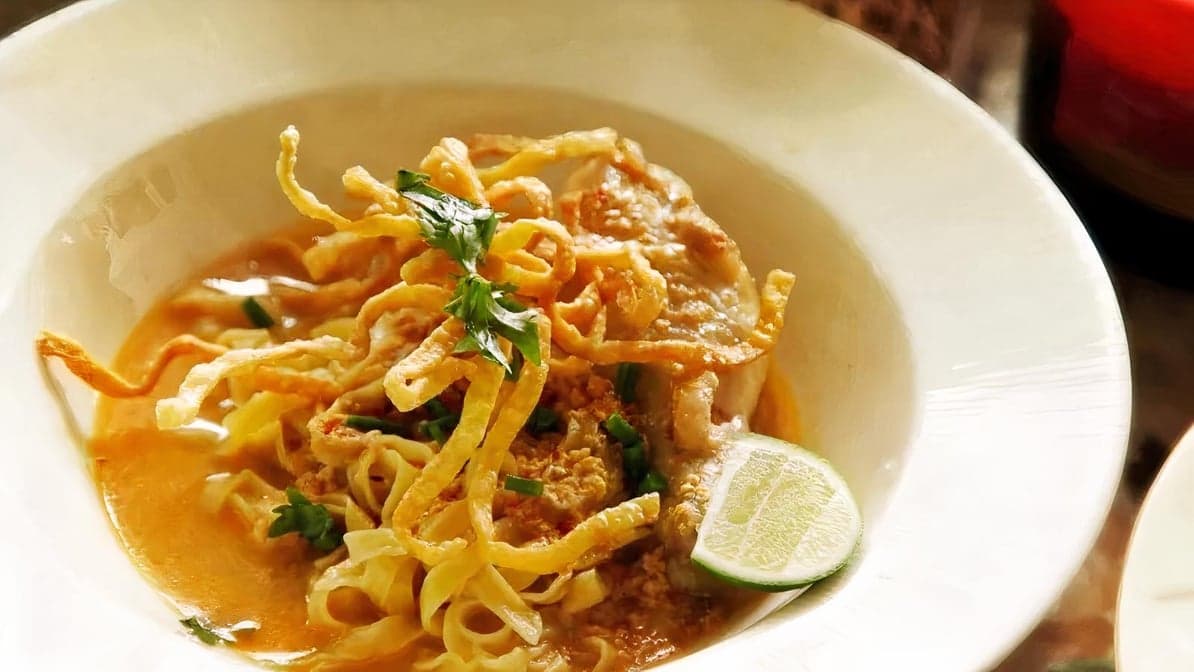 Khao Soy Gai