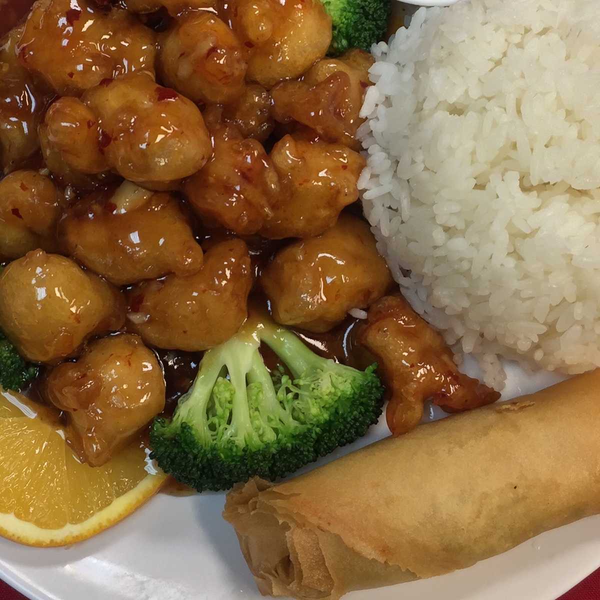 General Tso's Chicken Lunch Special