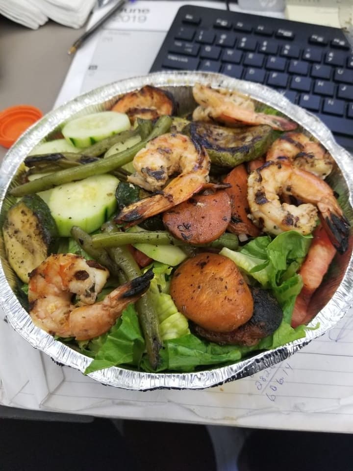 Grilled shrimp salad