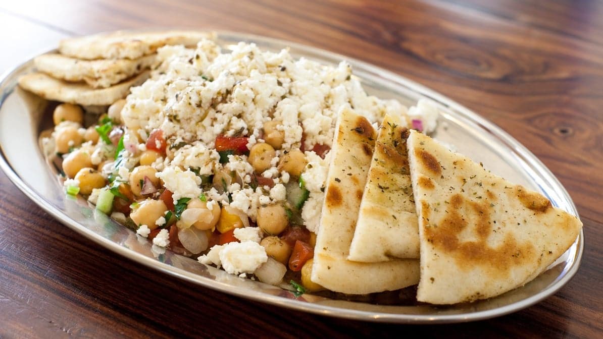 Revithosalata (Chickpea Salad)