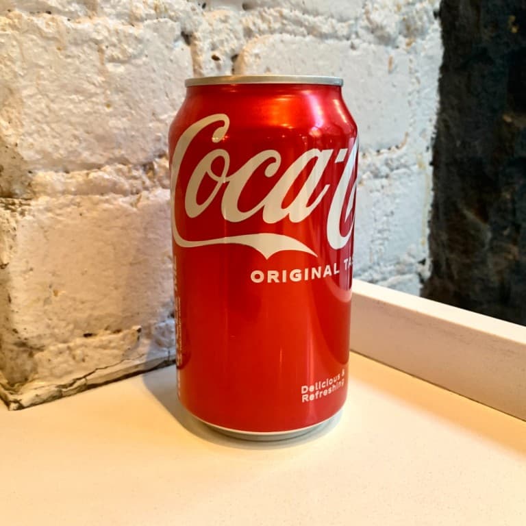 Coke (can)