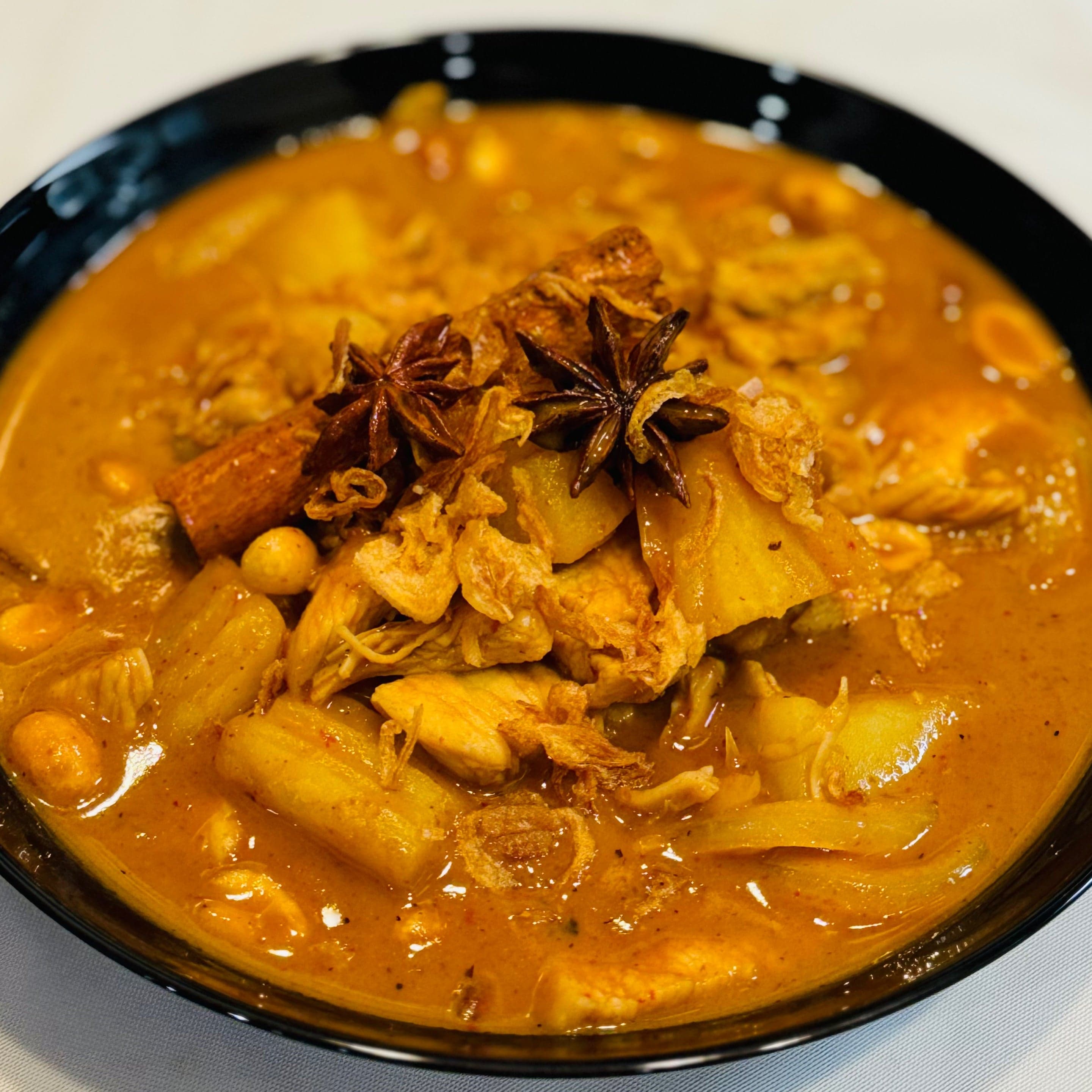 T. Massamun Curry