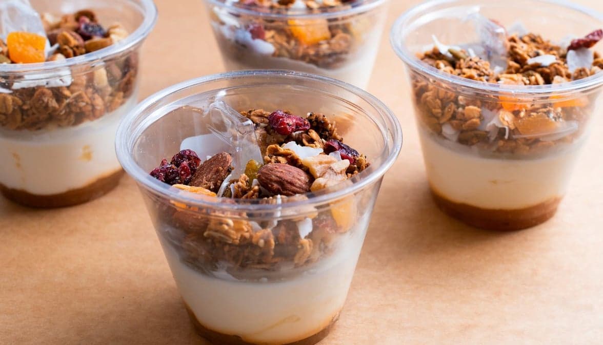 Granola & Yogurt