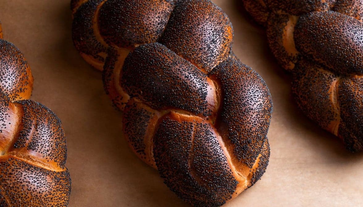 Poppy Challah