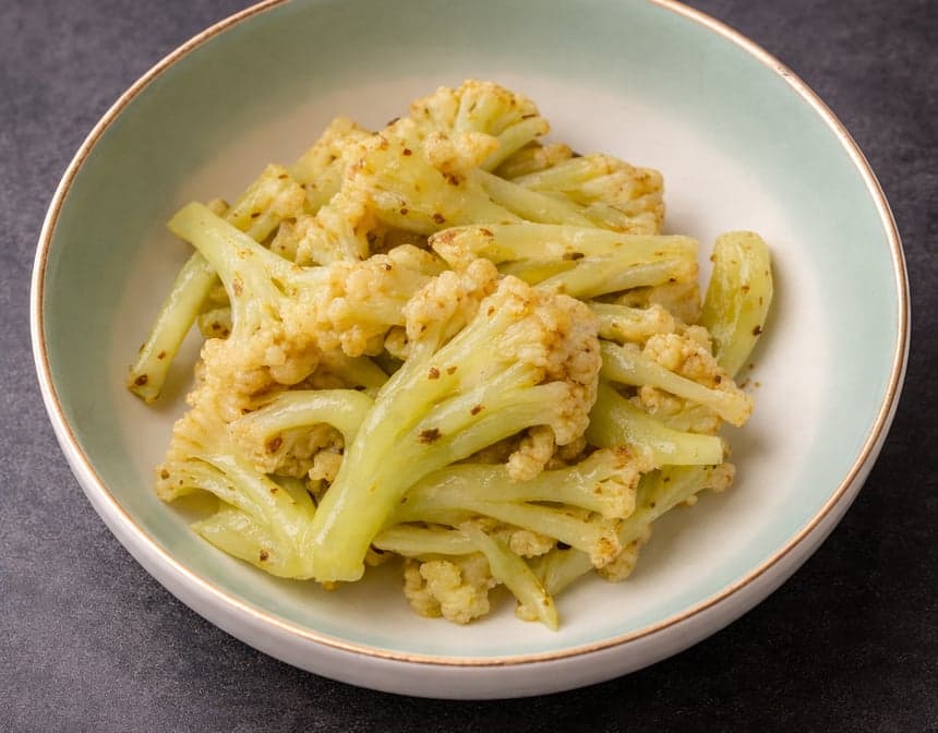 黑松露菜花Cauliflower with Black Truffle Paste