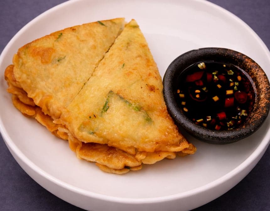 Scallion Seafood Pancake 葱油海鲜饼