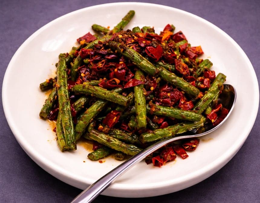 Sauteed green beans with pickled Sprout 干煸四季豆