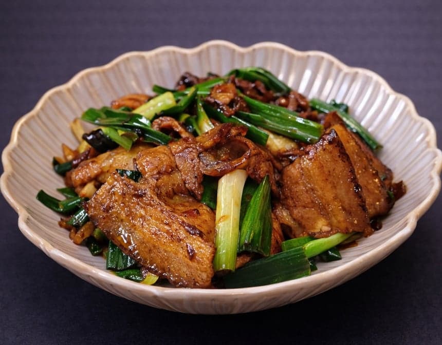 Stir-fried Pork Belly with Chili Pepper 盐煎肉