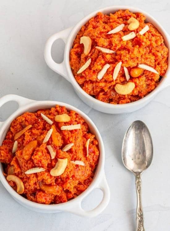 Gajar Ka Halwa (Carrot Halwa)