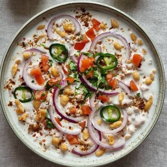 Dahi Phulki (Mini Gram Flour Dumplings in Yogurt Sauce)