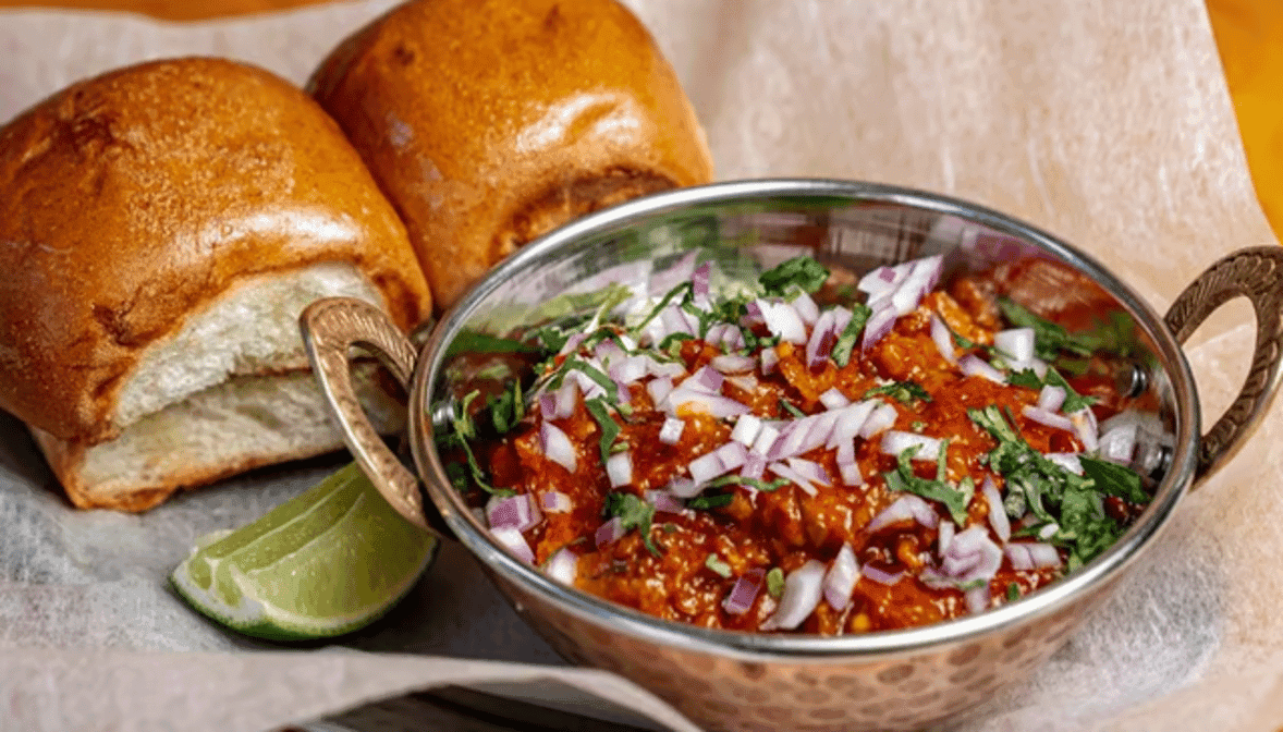 Baigan Chili Pav