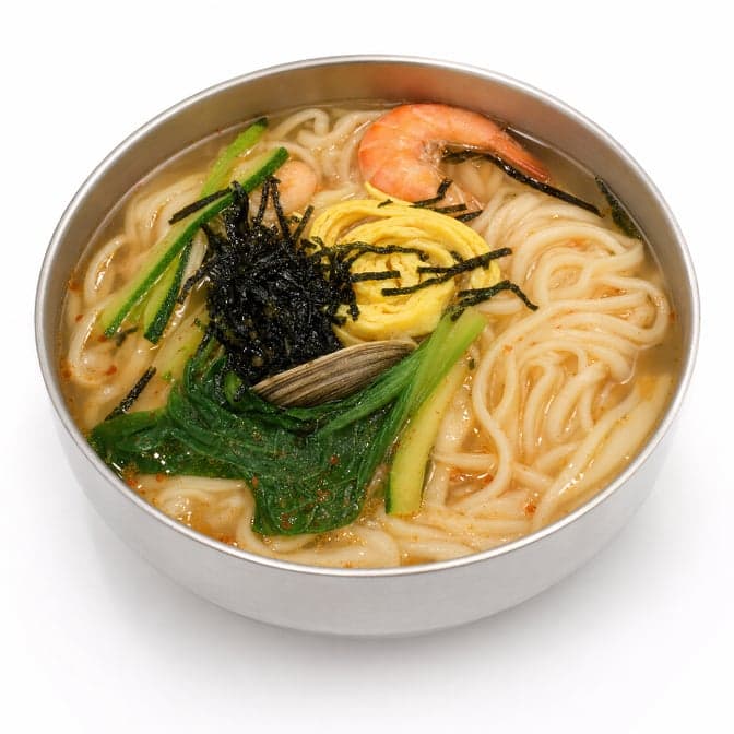 SEAFOOD NOODLES 해물 국수