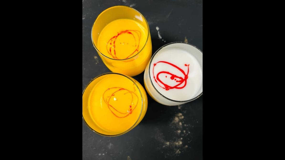MANGO LASSI
