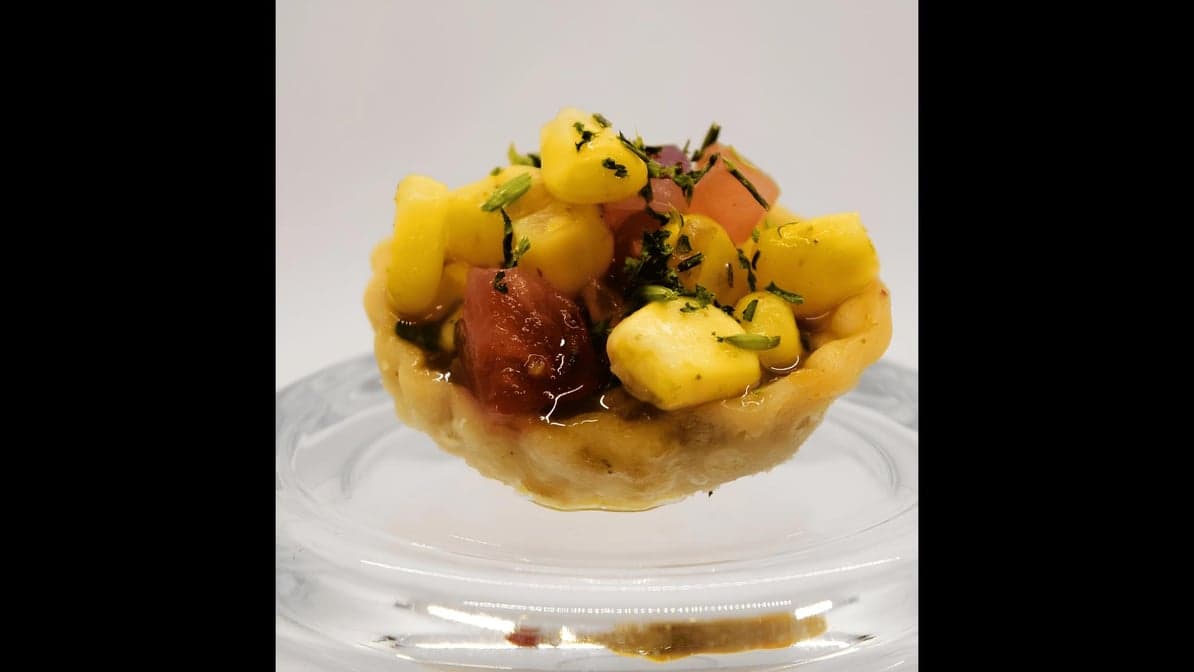 CRISPY CORN BASKET