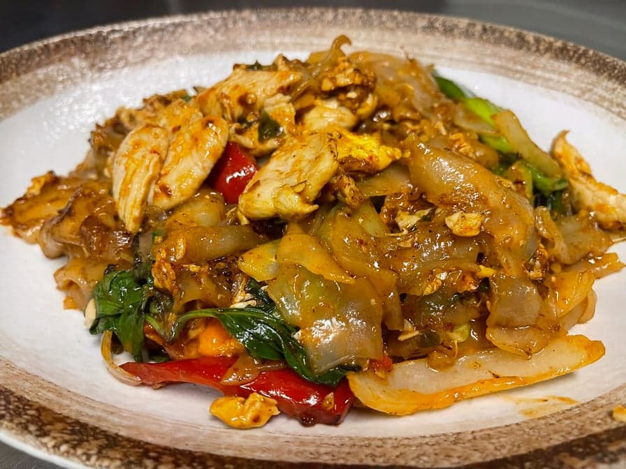 Pad Kee Mao (Drunken Noodle)