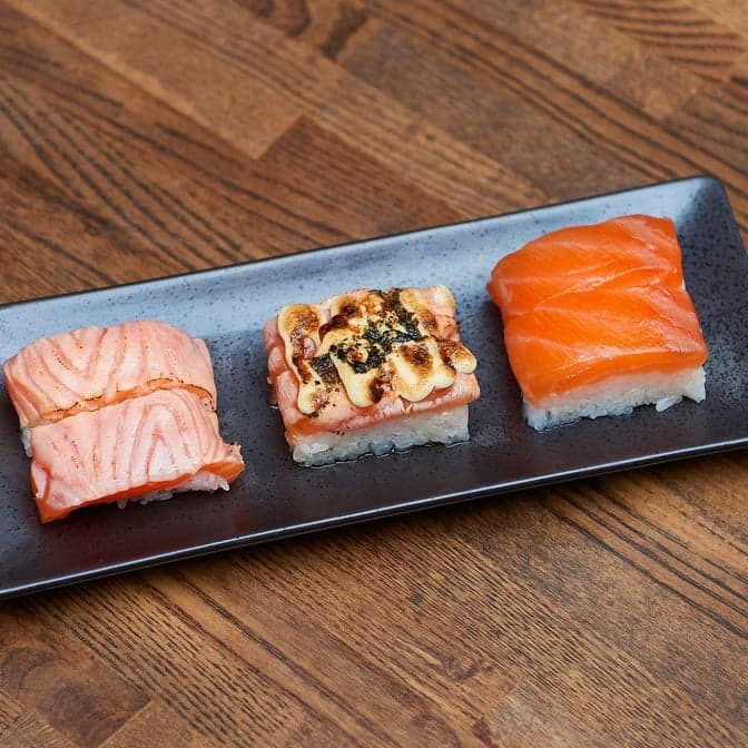 Salmon Oshizushi