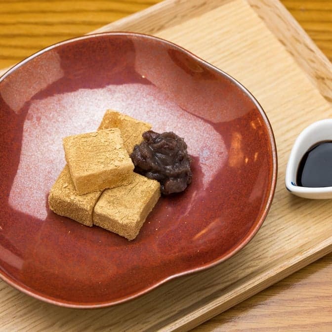 Warabimochi