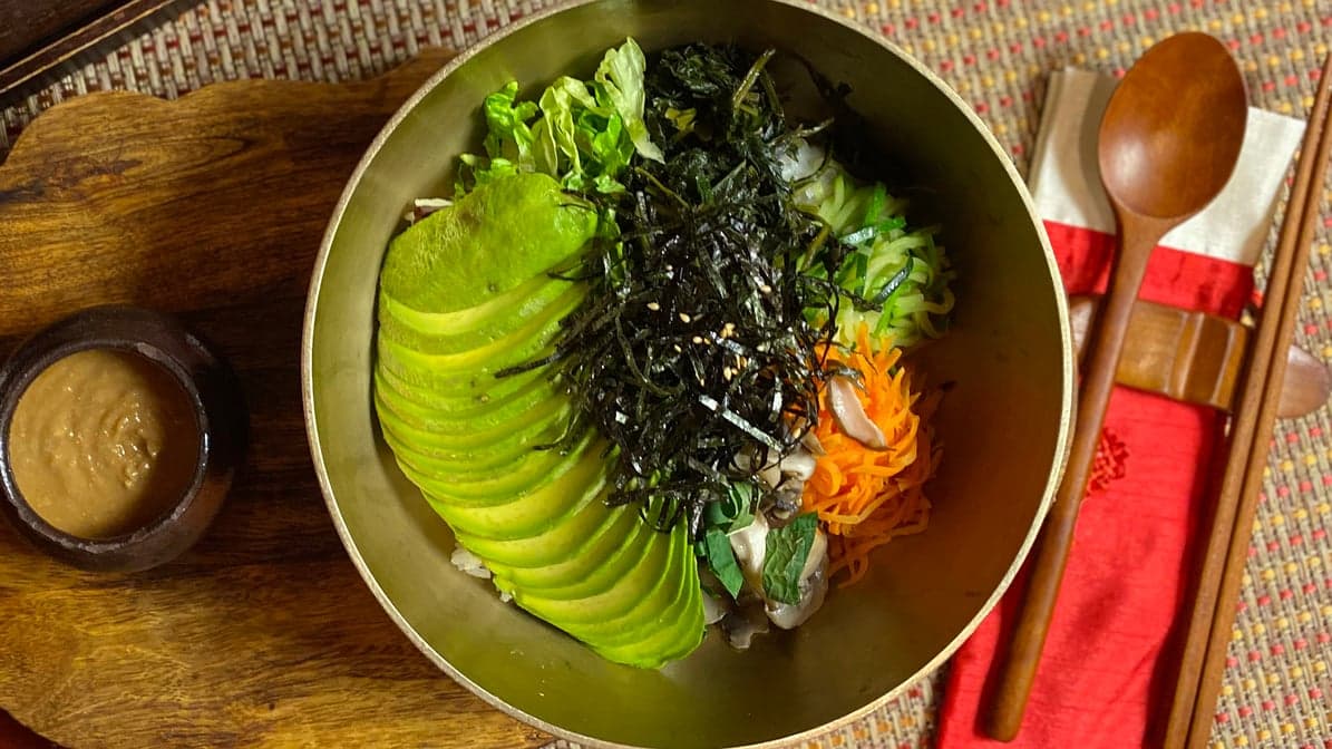 Avocado bibimbap