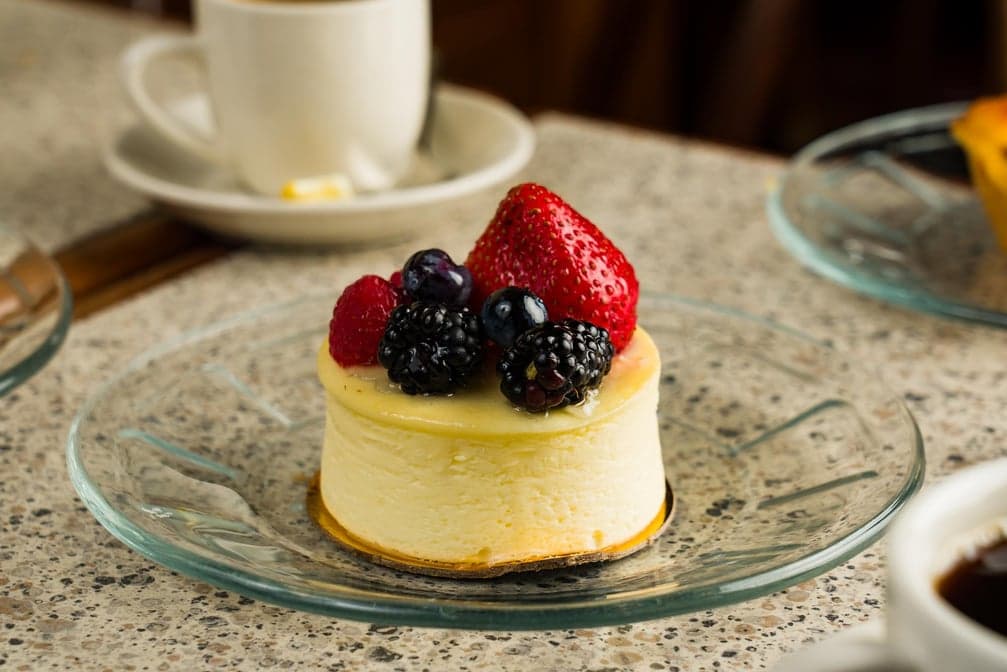 Cheesecake - NY Mini with Topping