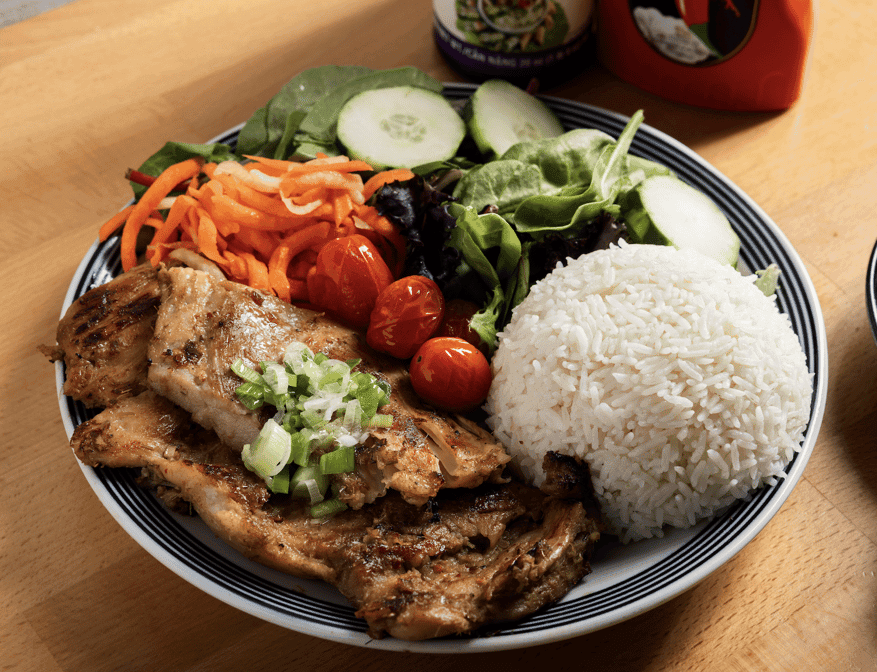 com ga nuong (grill chicken over rice)