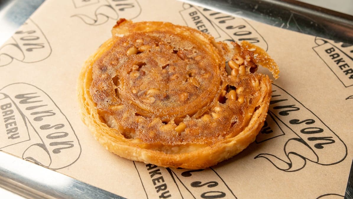 Pine Nut Sun Cookie