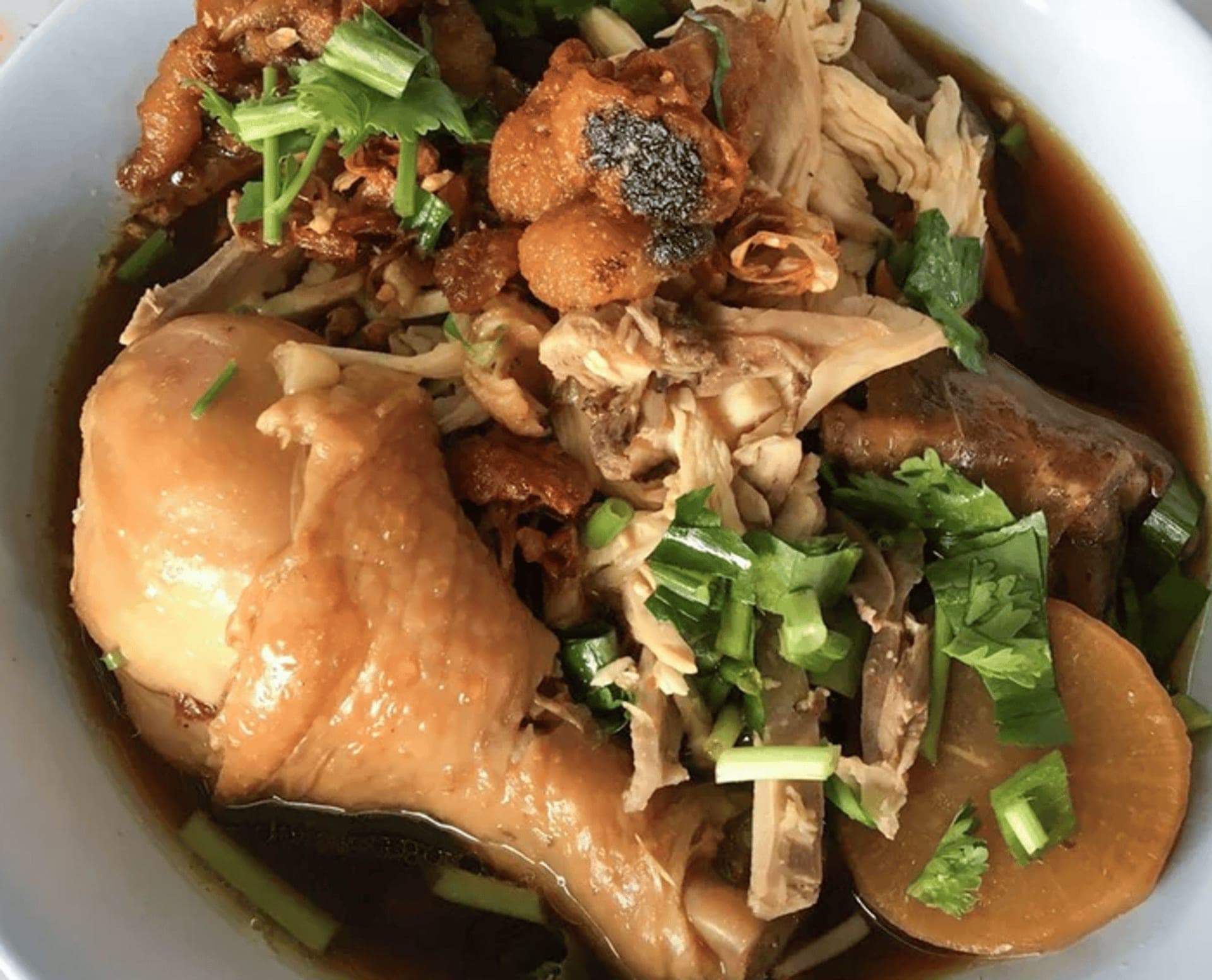 KUEY TEAW GAI TOON